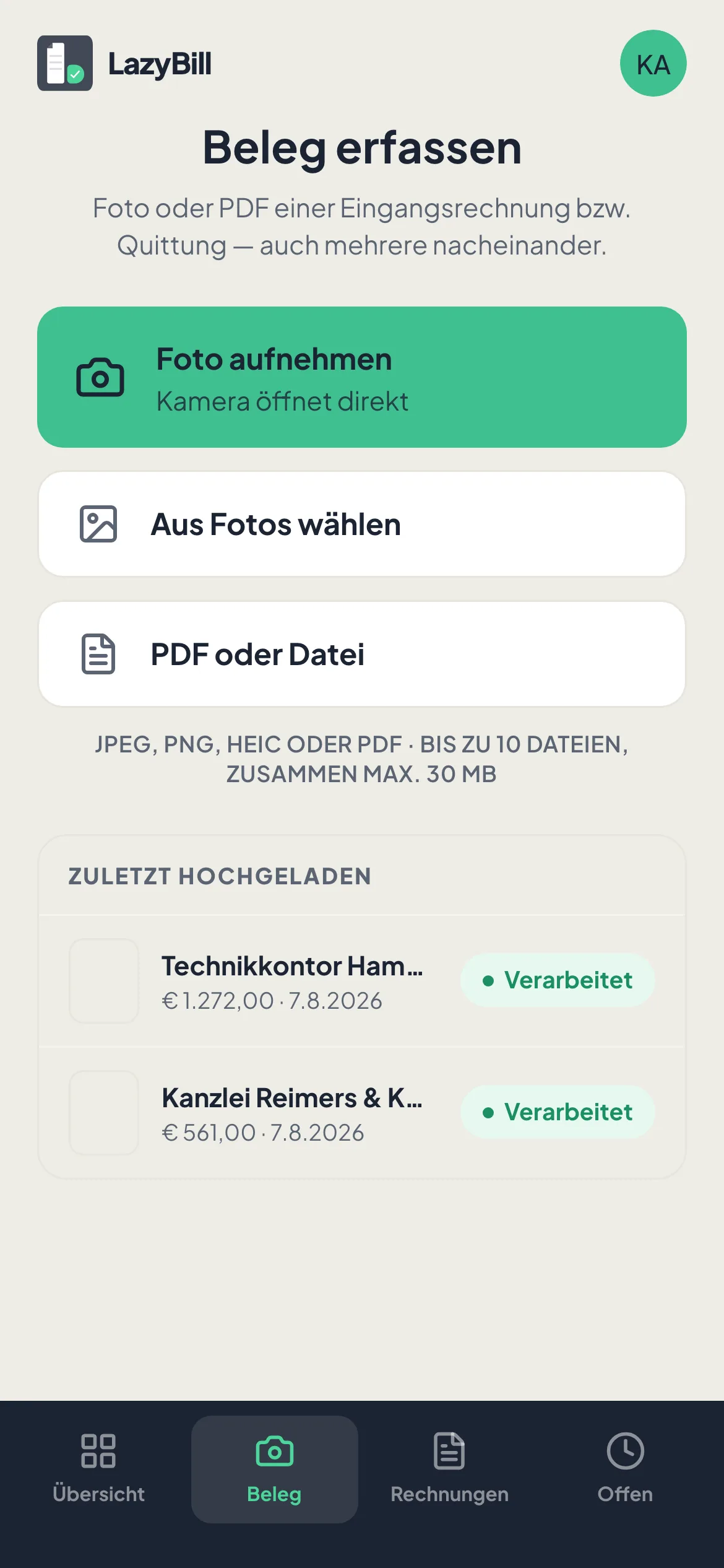 Mobile Startansicht Beleg erfassen mit den Optionen Foto aufnehmen, Aus Fotos wählen und PDF oder Datei